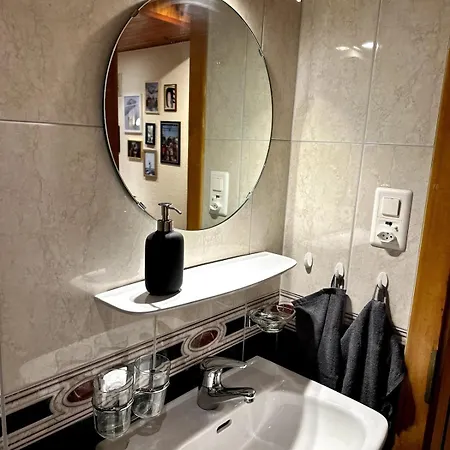 Apartment Pied De Piste Et A 5min Des Bains D'heremence